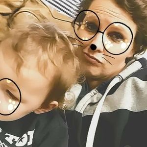 Meet your Posher, Crystal